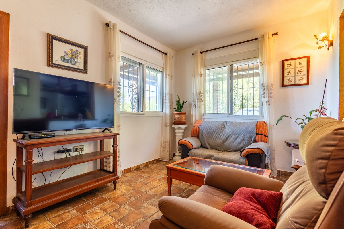 Huis te koop in Sayalonga | 3 slaapkamers H5449228