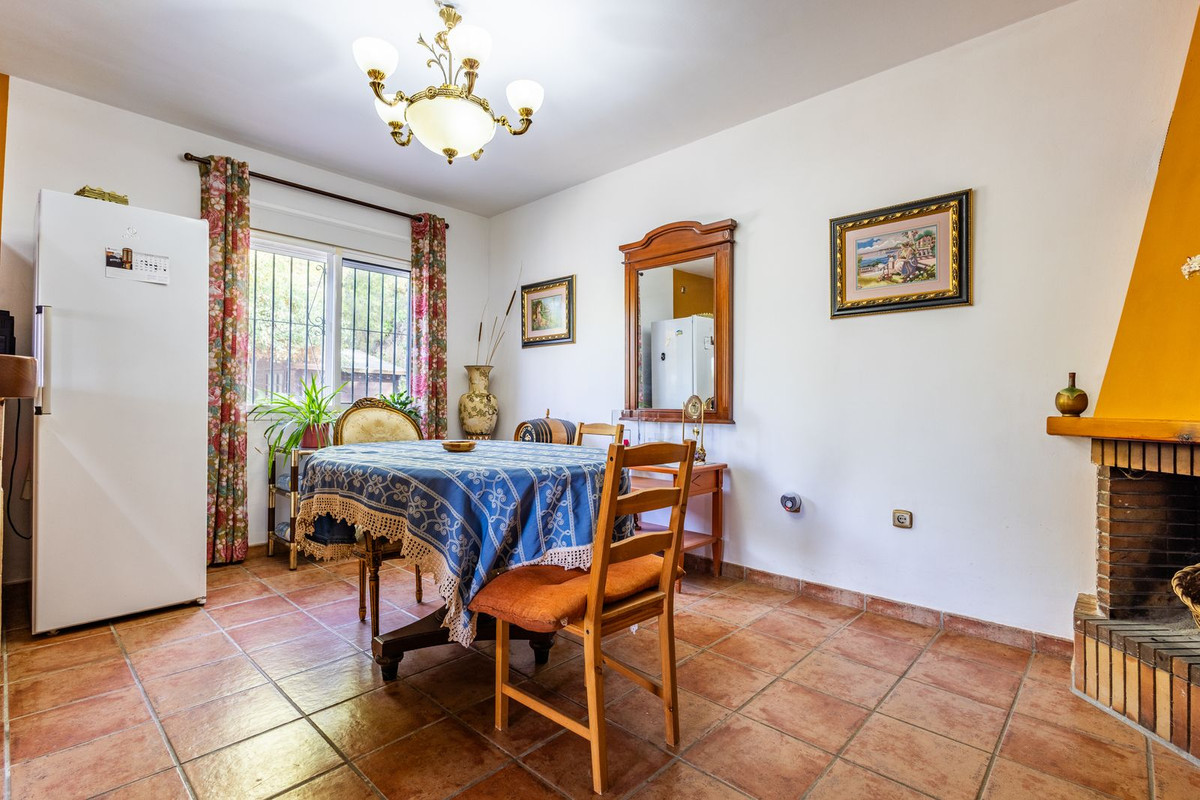 Huis te koop in Sayalonga | 3 slaapkamers H5449228