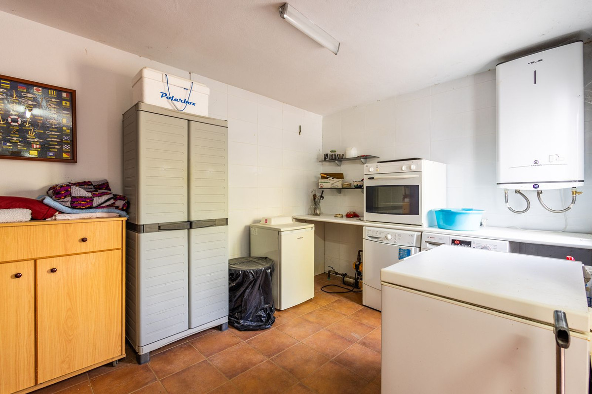 Huis te koop in Sayalonga | 3 slaapkamers H5449228
