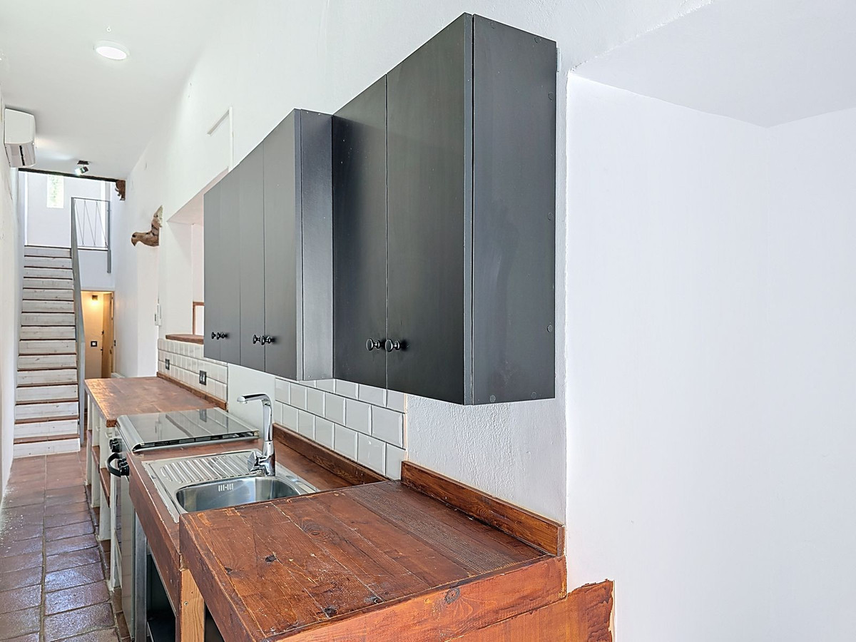 Huis te koop in Sedella | 4 slaapkamers H5025835