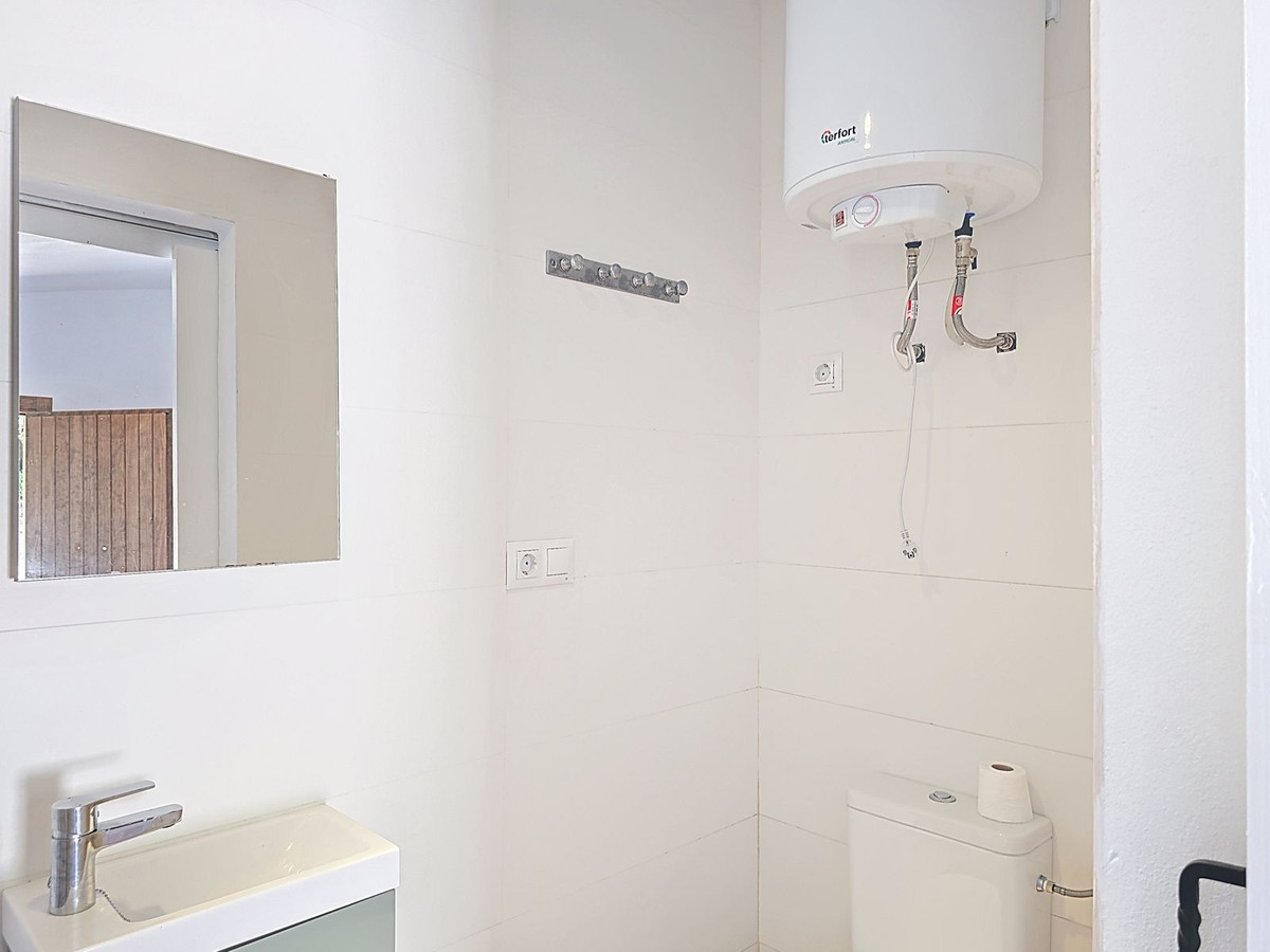 Huis te koop in Sedella | 4 slaapkamers H5025835