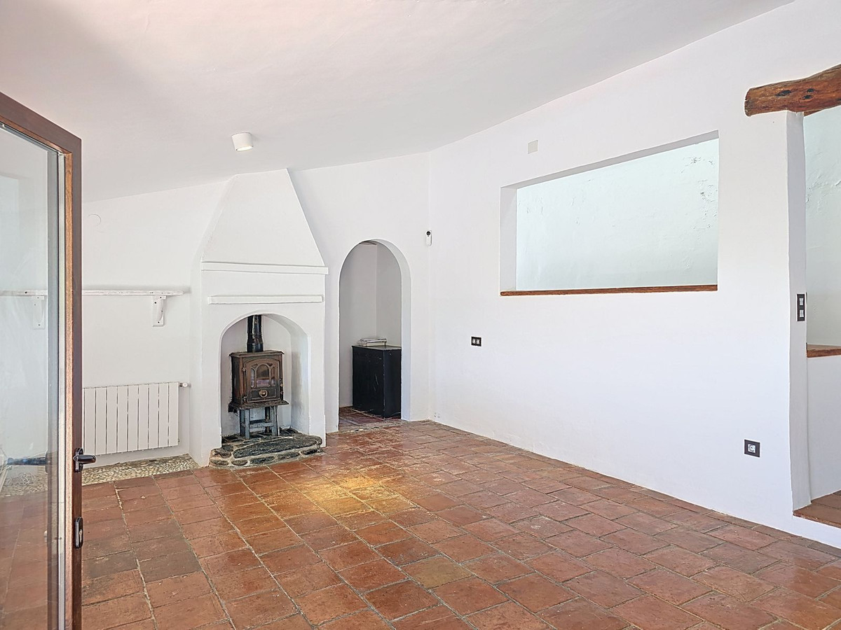 Huis te koop in Sedella | 4 slaapkamers H5025835