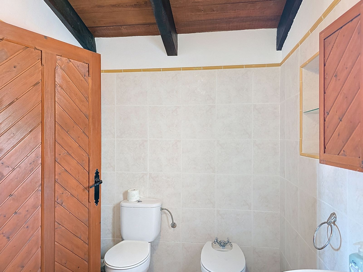 Huis te koop in Sedella | 4 slaapkamers H5026366