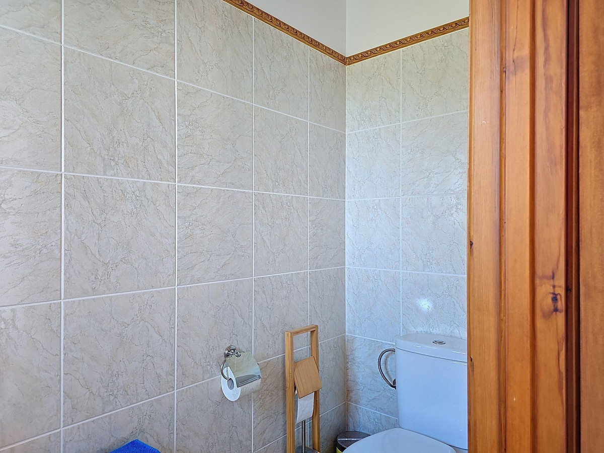 Huis te koop in Sedella | 4 slaapkamers H5026366
