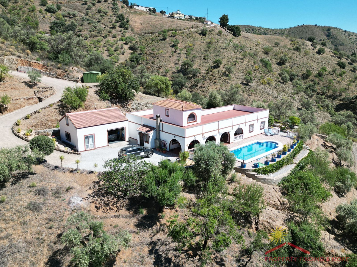 Finca - Cortijo in Sedella-1