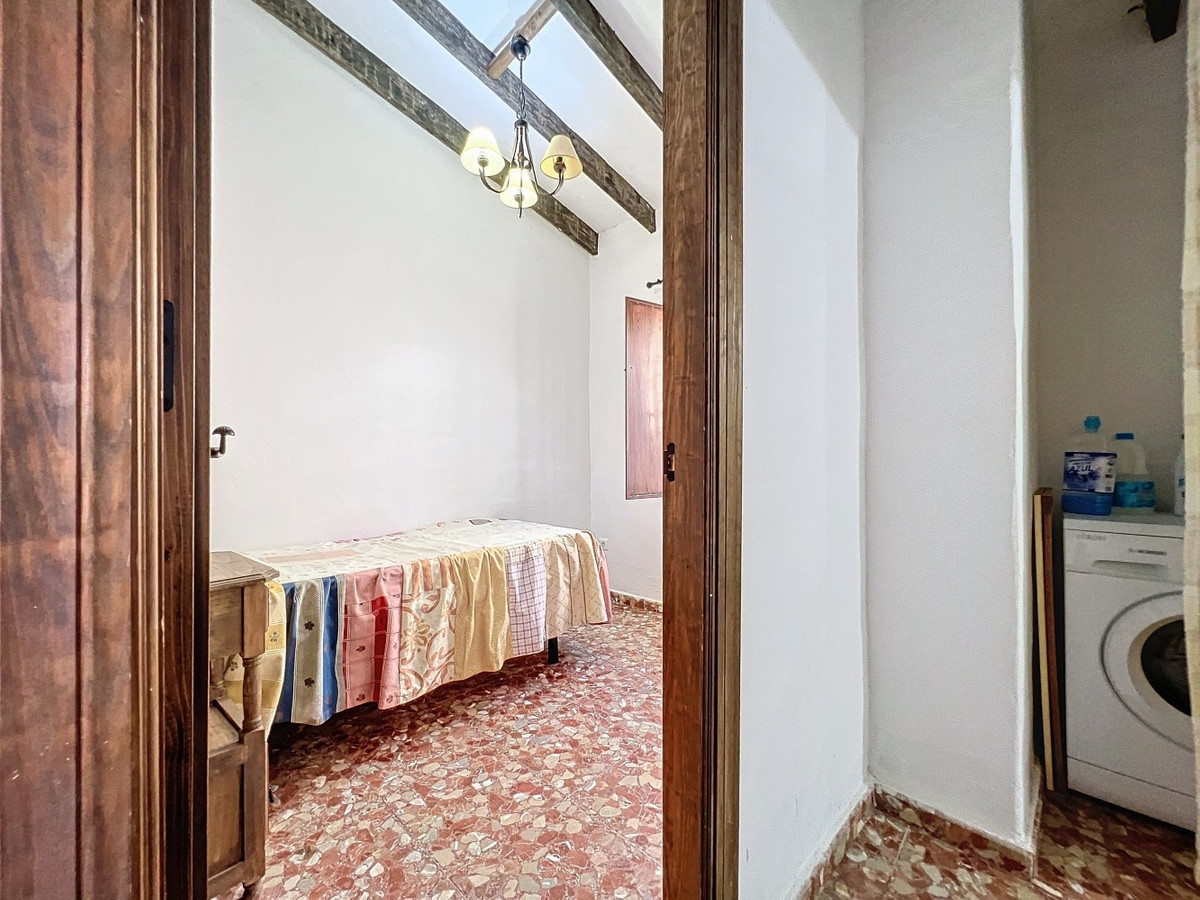 Huis te koop in Sedella | 3 slaapkamers H5058814
