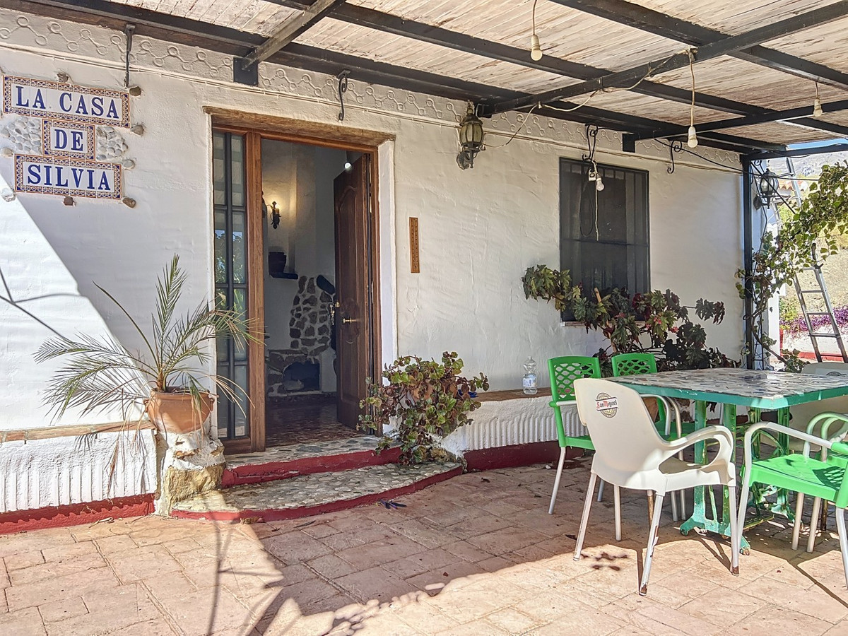 Huis te koop in Sedella | 3 slaapkamers H5058814