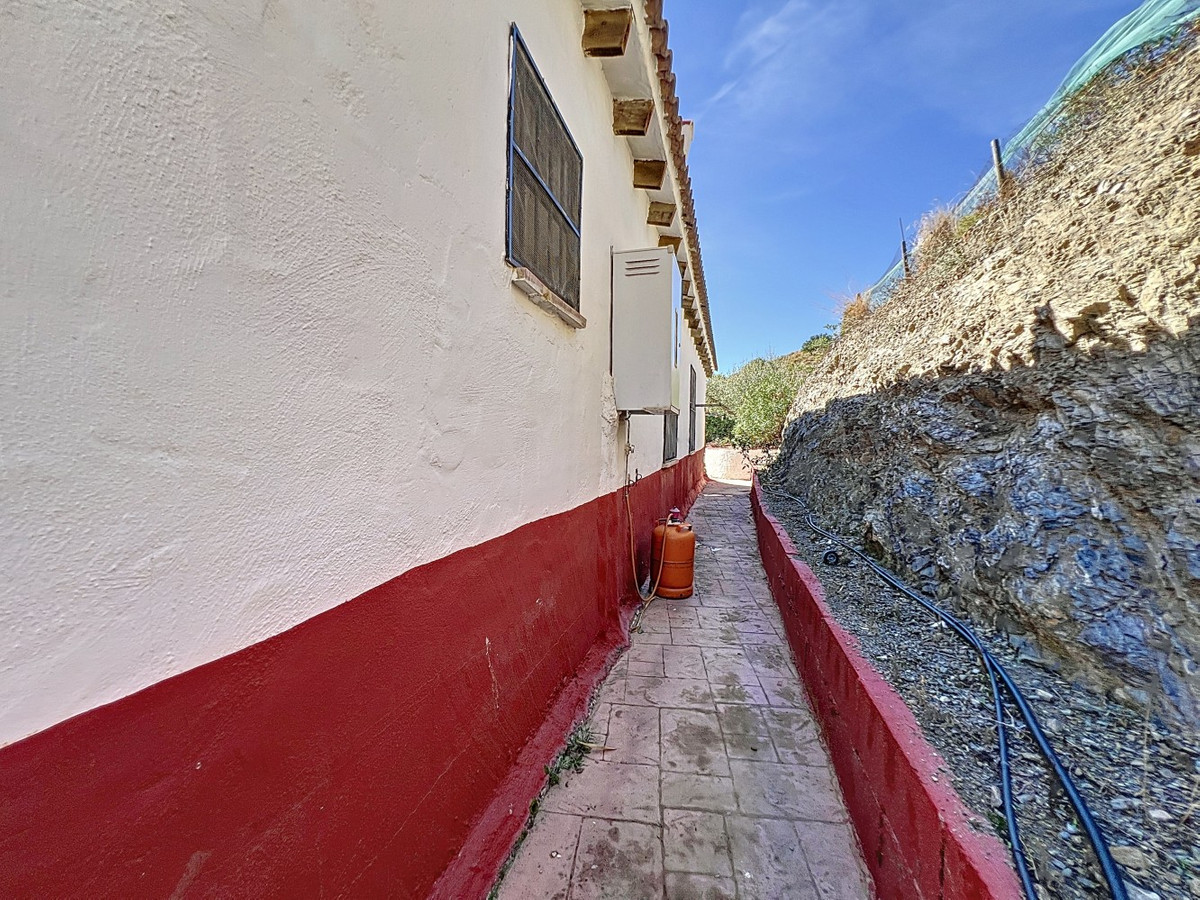 Huis te koop in Sedella | 3 slaapkamers H5058814