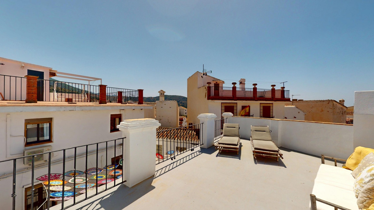 Huis te koop in Sedella | 3 slaapkamers H5126218