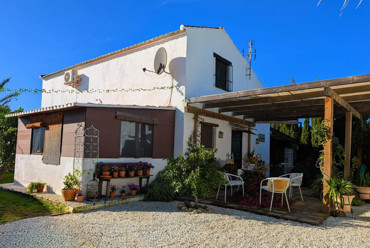 Vrijstaande Villa te koop in Selwo | 2 slaapkamers H4968865