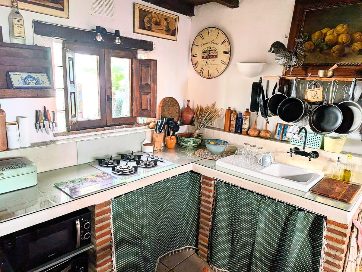 Vrijstaande Villa te koop in Selwo | 2 slaapkamers H4968865
