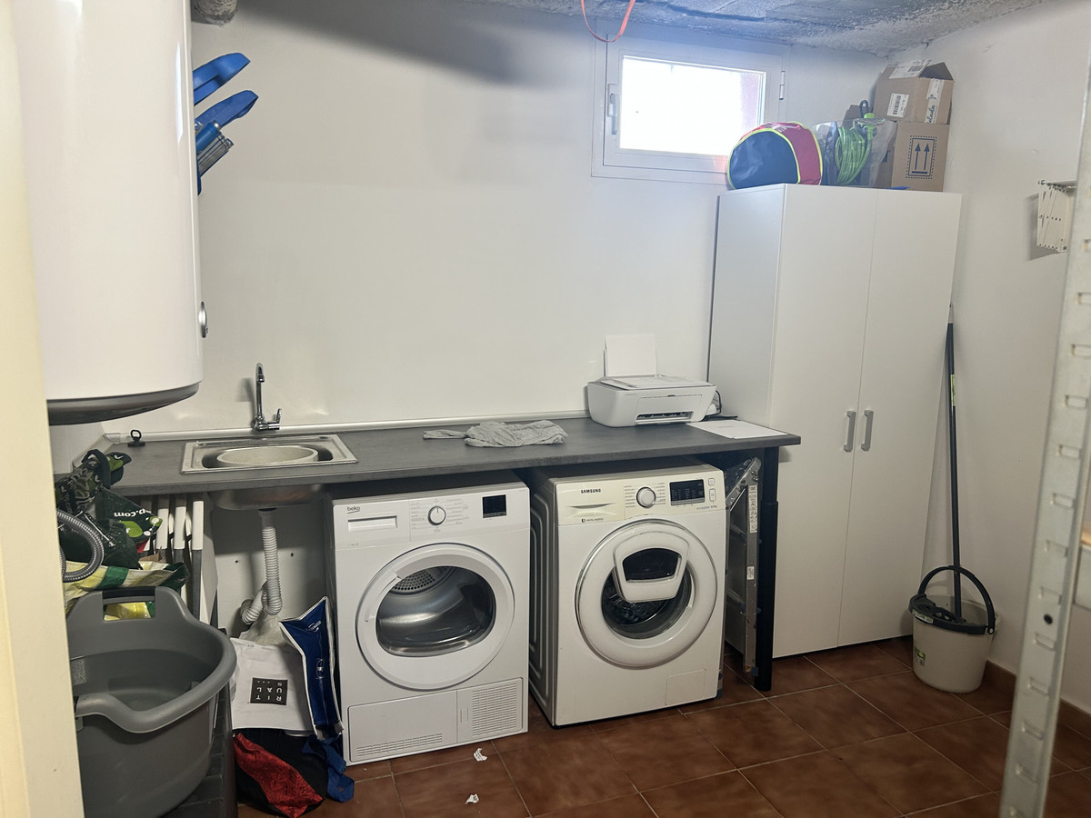 Geschakelde Woning in Selwo-22