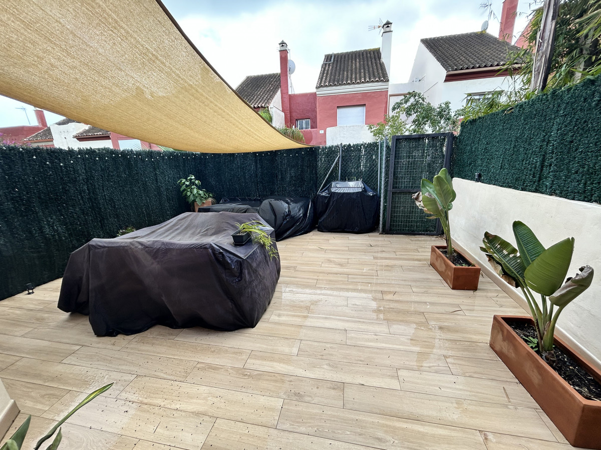 Geschakelde Woning in Selwo-3