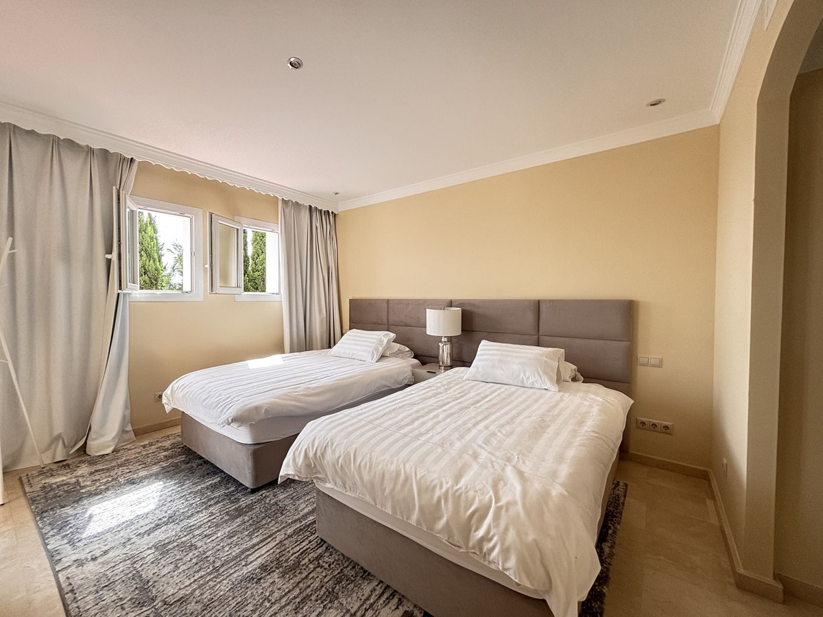 Vrijstaande Villa te koop in Selwo | 5 slaapkamers H5104306