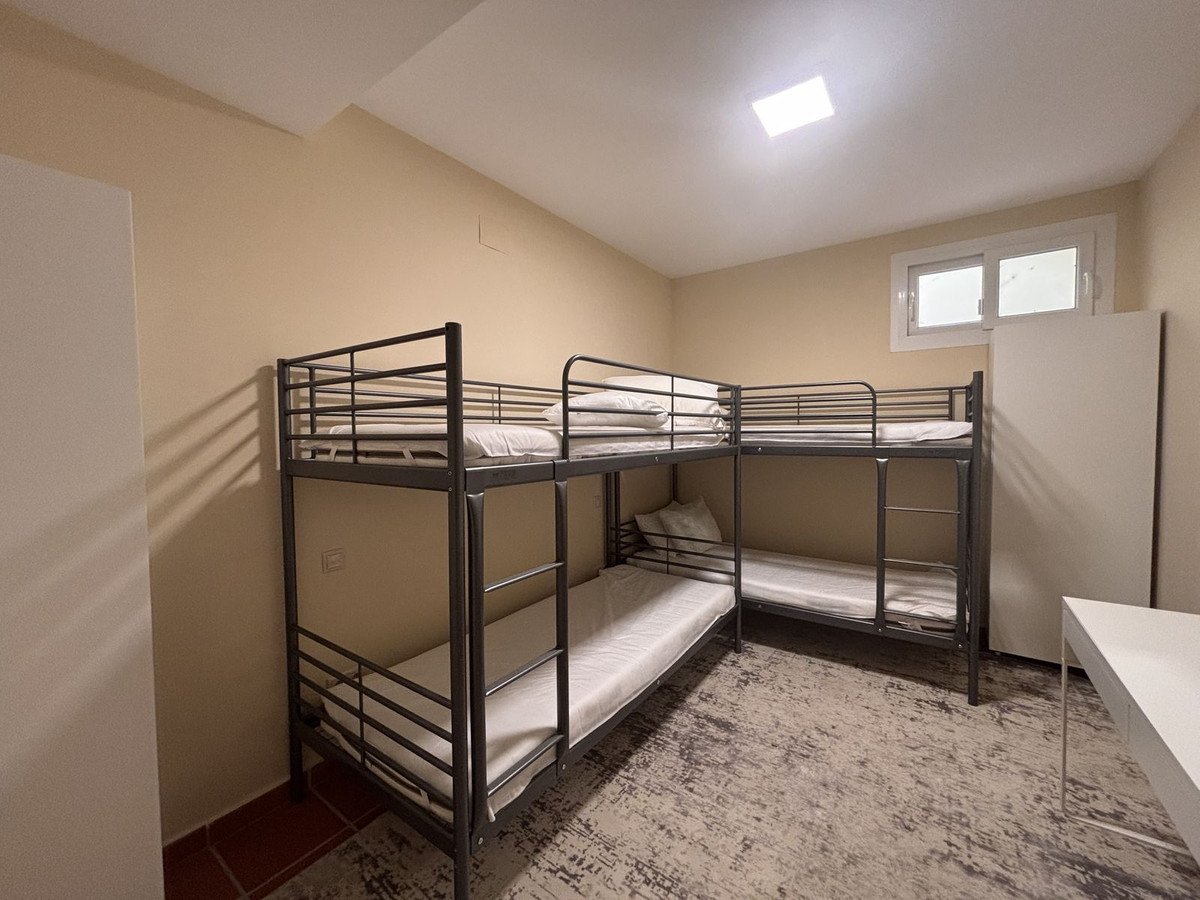 Vrijstaande Villa te koop in Selwo | 5 slaapkamers H5104306