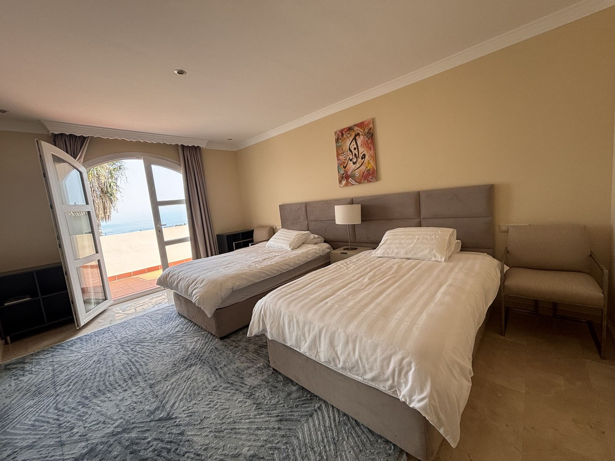 Vrijstaande Villa te koop in Selwo | 5 slaapkamers H5104306