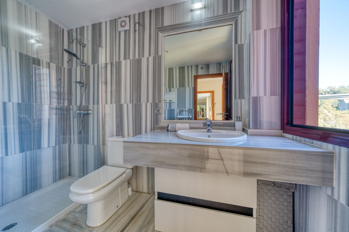 Vrijstaande Villa te koop in Selwo | 4 slaapkamers H5235760