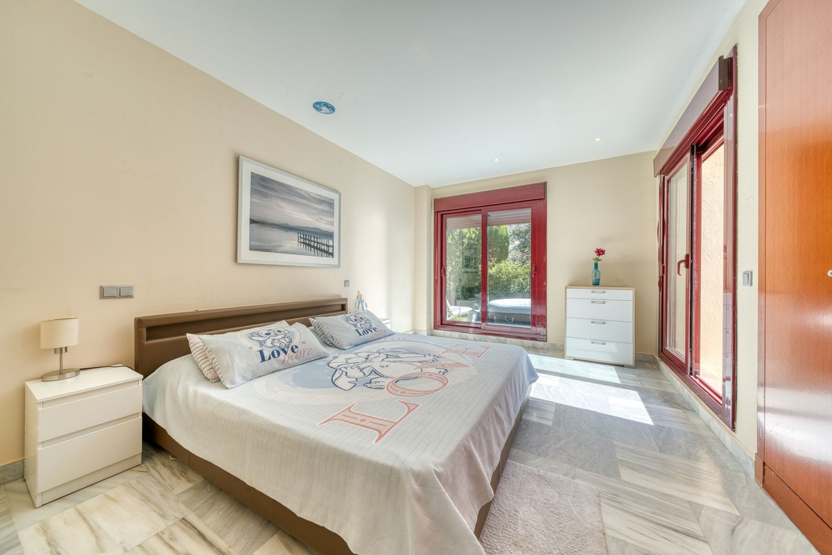 Vrijstaande Villa te koop in Selwo | 4 slaapkamers H5235760