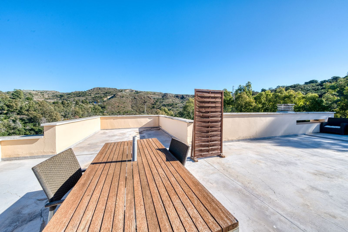 Vrijstaande Villa te koop in Selwo | 4 slaapkamers H5235760