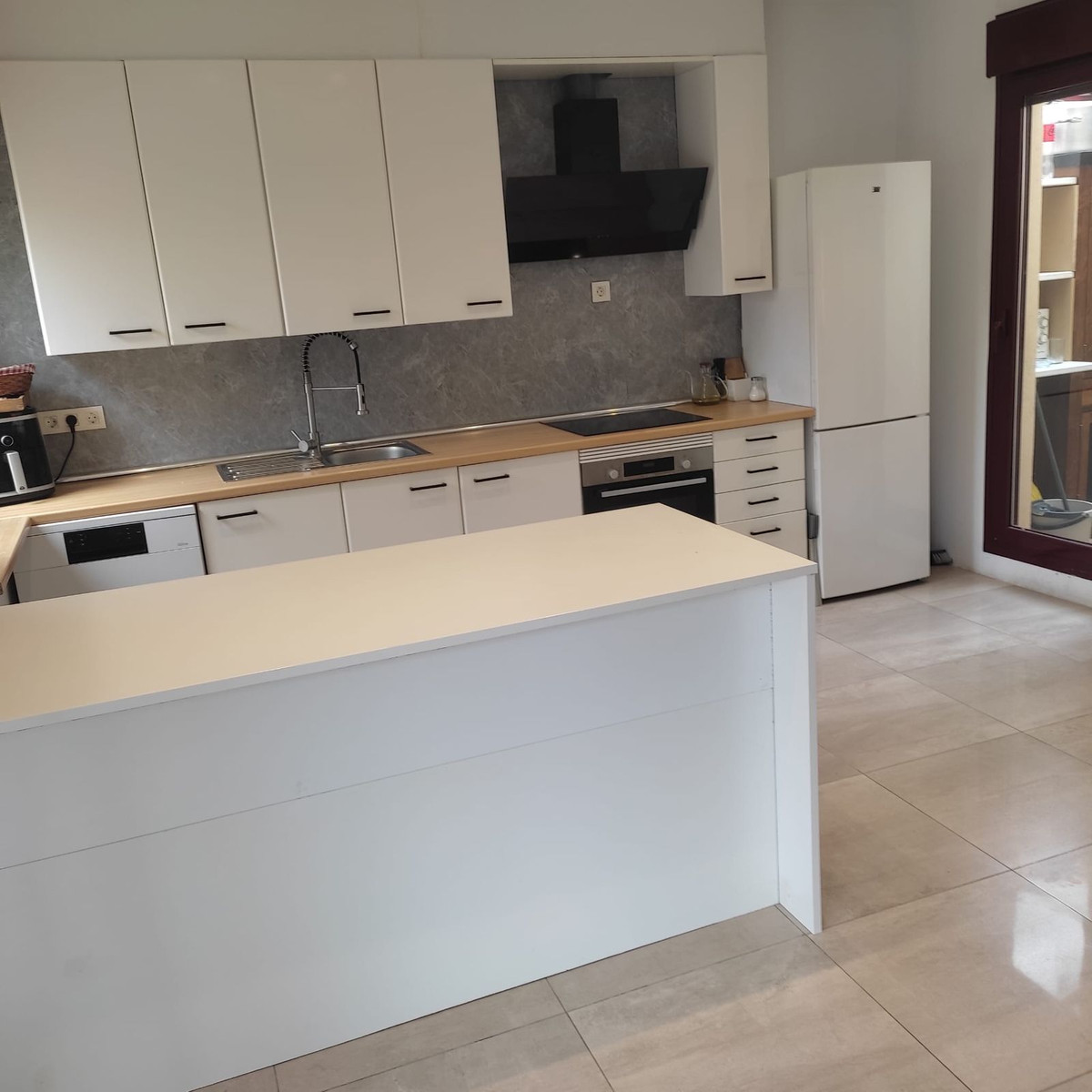 Property main view 4