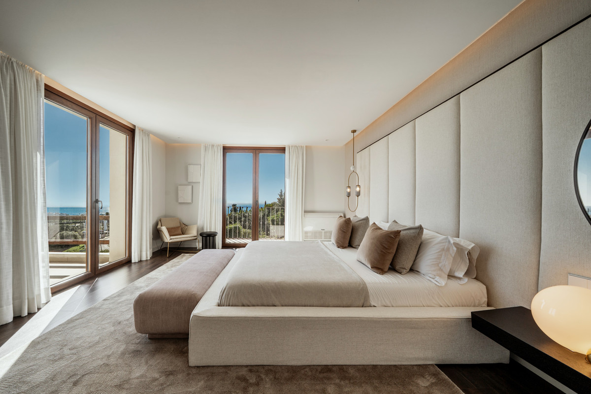 Vrijstaande Villa te koop in Selwo | 5 slaapkamers H5318275