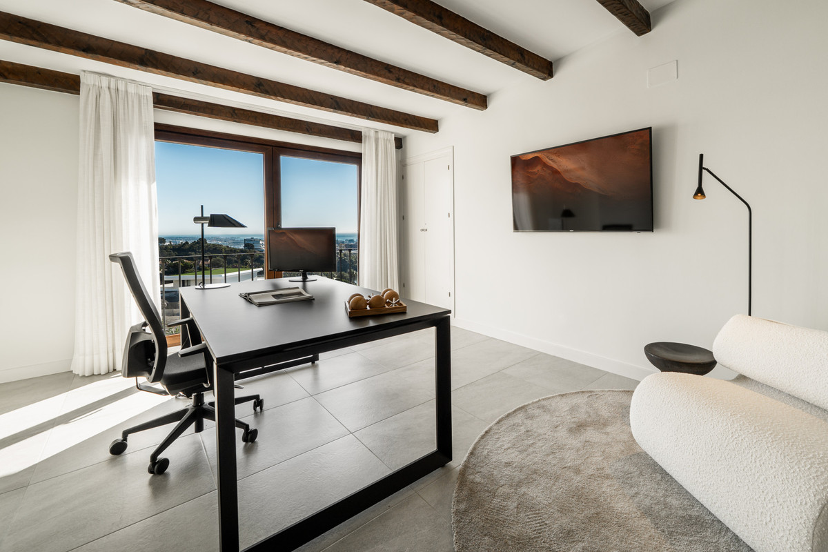 Vrijstaande Villa te koop in Selwo | 5 slaapkamers H5318275