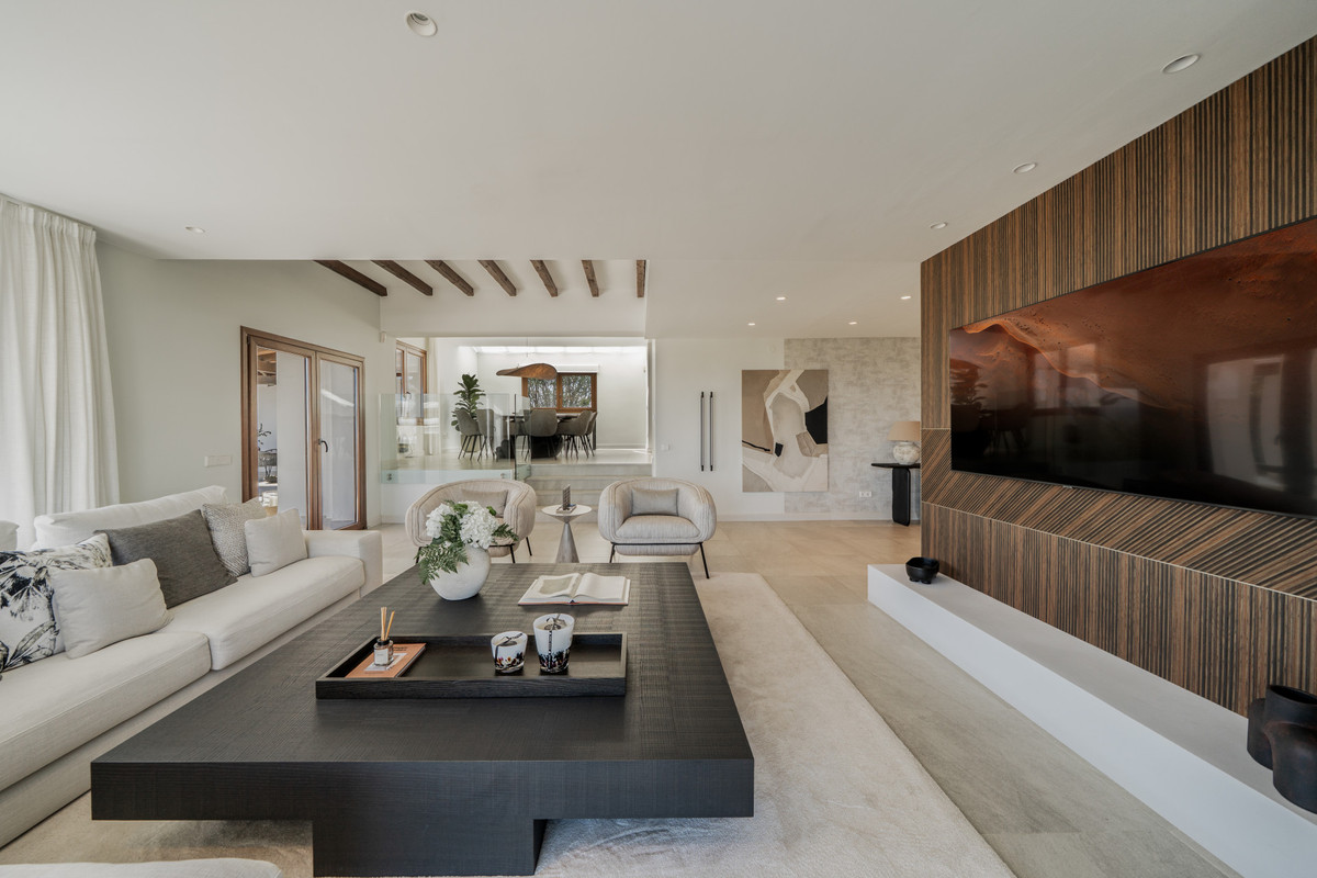 Vrijstaande Villa te koop in Selwo | 5 slaapkamers H5318275