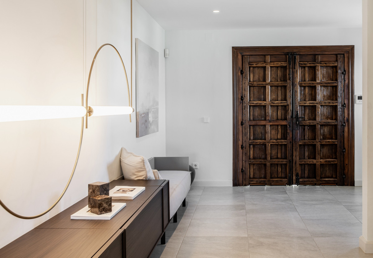 Vrijstaande Villa te koop in Selwo | 5 slaapkamers H5318275