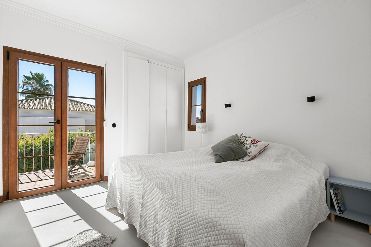 Vrijstaande Villa te koop in Selwo | 4 slaapkamers H5342341