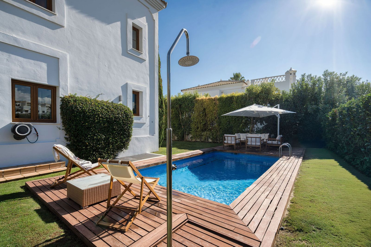 Vrijstaande Villa te koop in Selwo | 4 slaapkamers H5342341