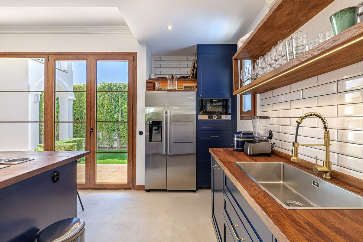 Vrijstaande Villa te koop in Selwo | 4 slaapkamers H5343271