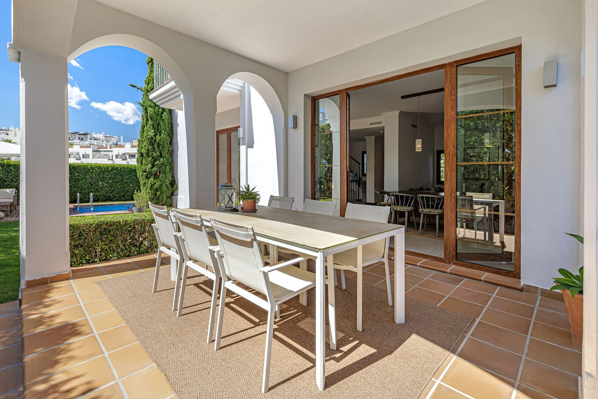 Vrijstaande Villa te koop in Selwo | 4 slaapkamers H5343271