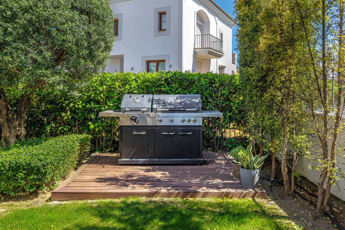 Vrijstaande Villa te koop in Selwo | 4 slaapkamers H5343271