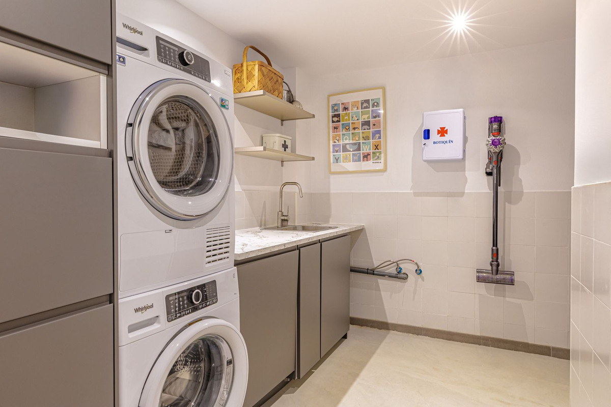 Vrijstaande Villa te koop in Selwo | 4 slaapkamers H5343271