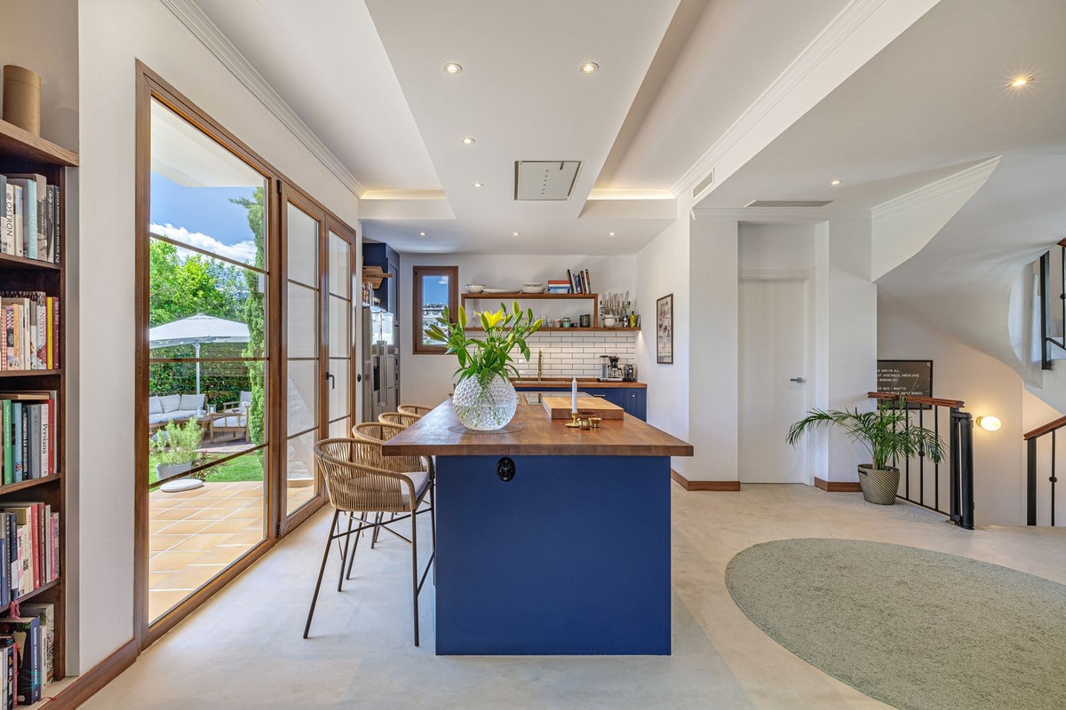 Vrijstaande Villa te koop in Selwo | 4 slaapkamers H5343271