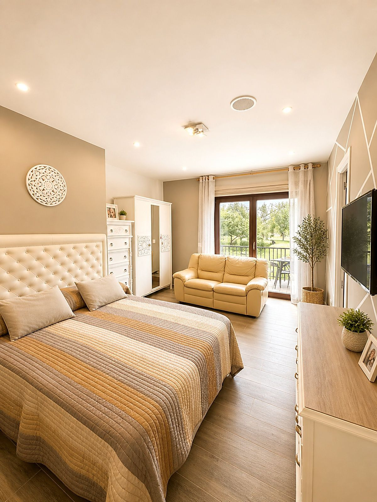Property main view 16