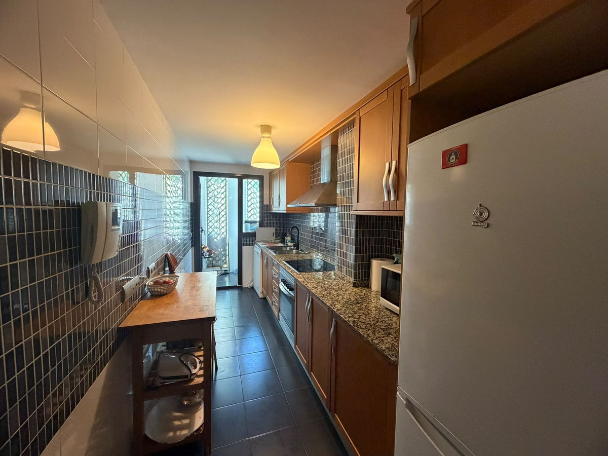 Vrijstaande Villa te koop in Selwo | 1 slaapkamers H5426557