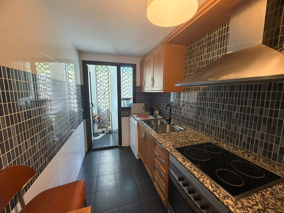 Vrijstaande Villa te koop in Selwo | 1 slaapkamers H5426557