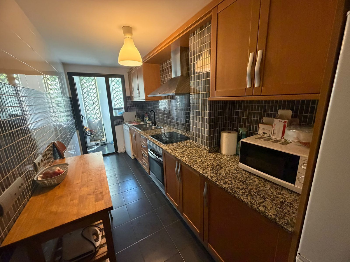 Vrijstaande Villa te koop in Selwo | 1 slaapkamers H5426557