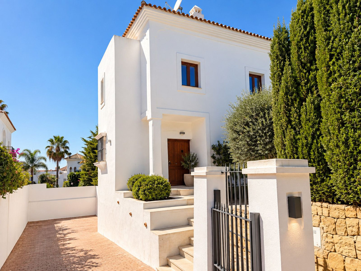 Vrijstaande Villa te koop in Selwo | 4 slaapkamers H5495329