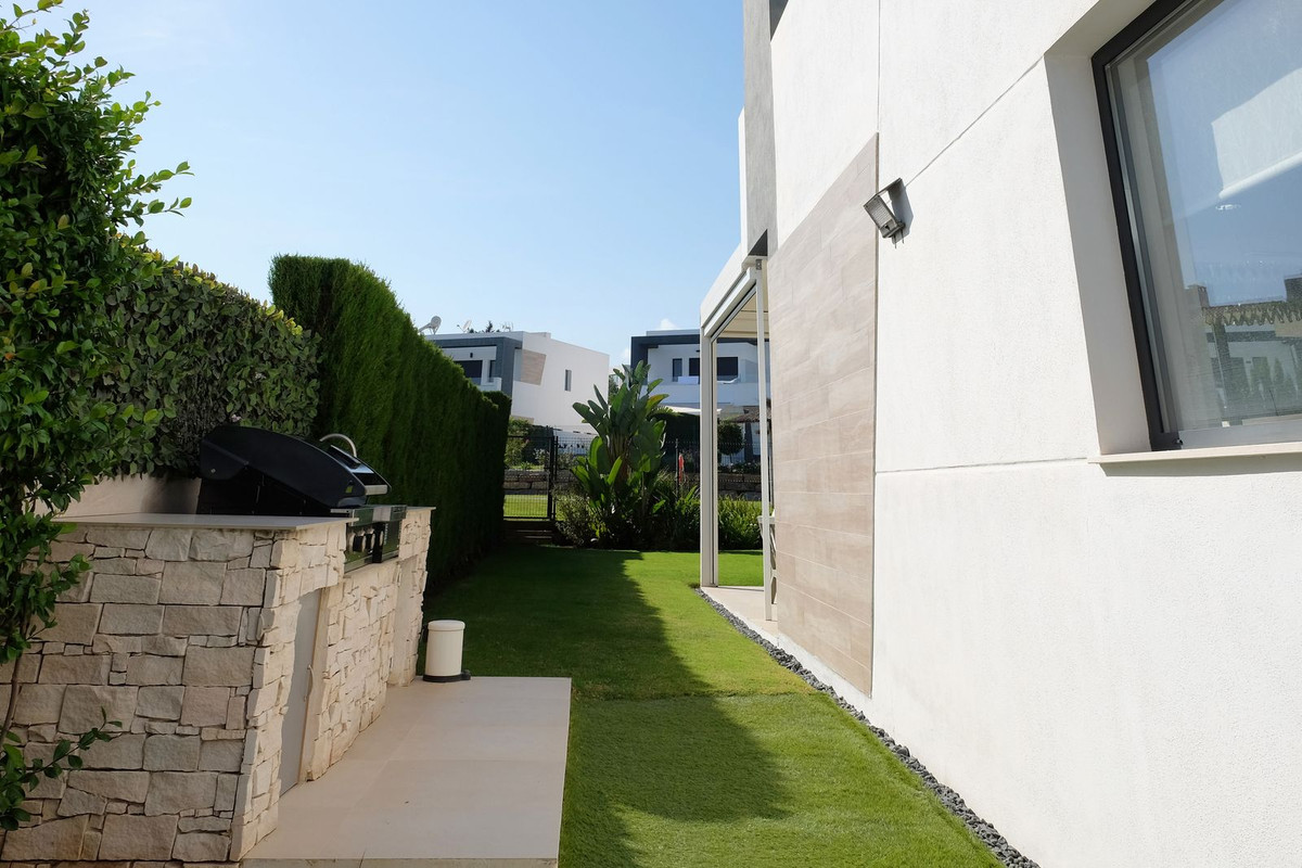 Property main view 44