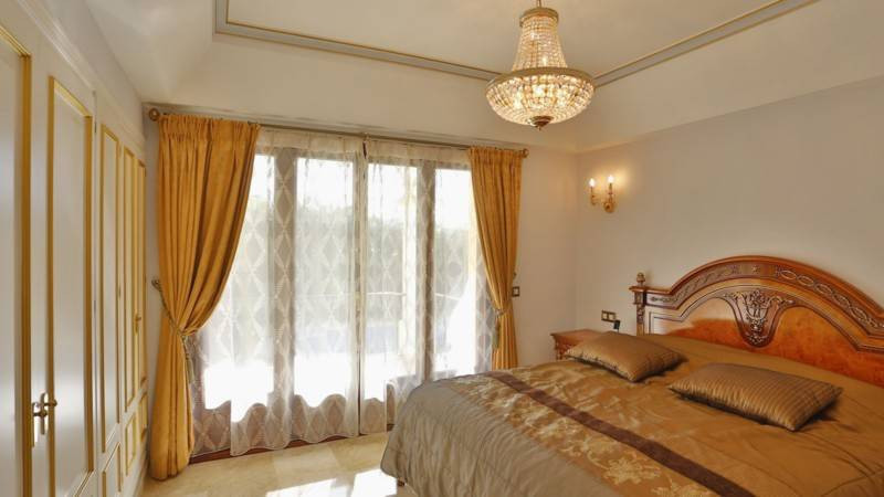 Huis te koop in Sierra Blanca | 5 slaapkamers H2500697