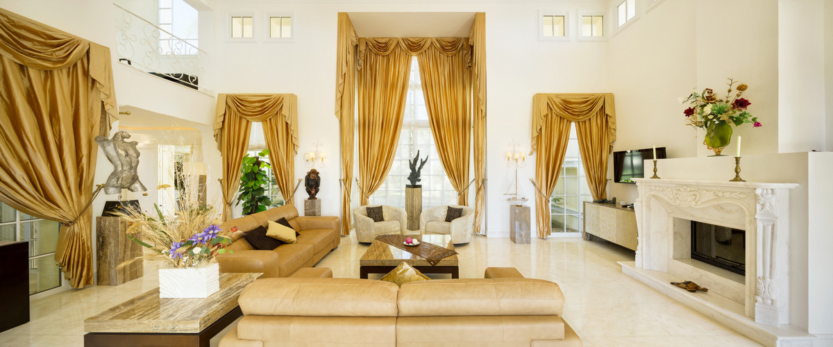 Huis te koop in Sierra Blanca | 7 slaapkamers H2812292