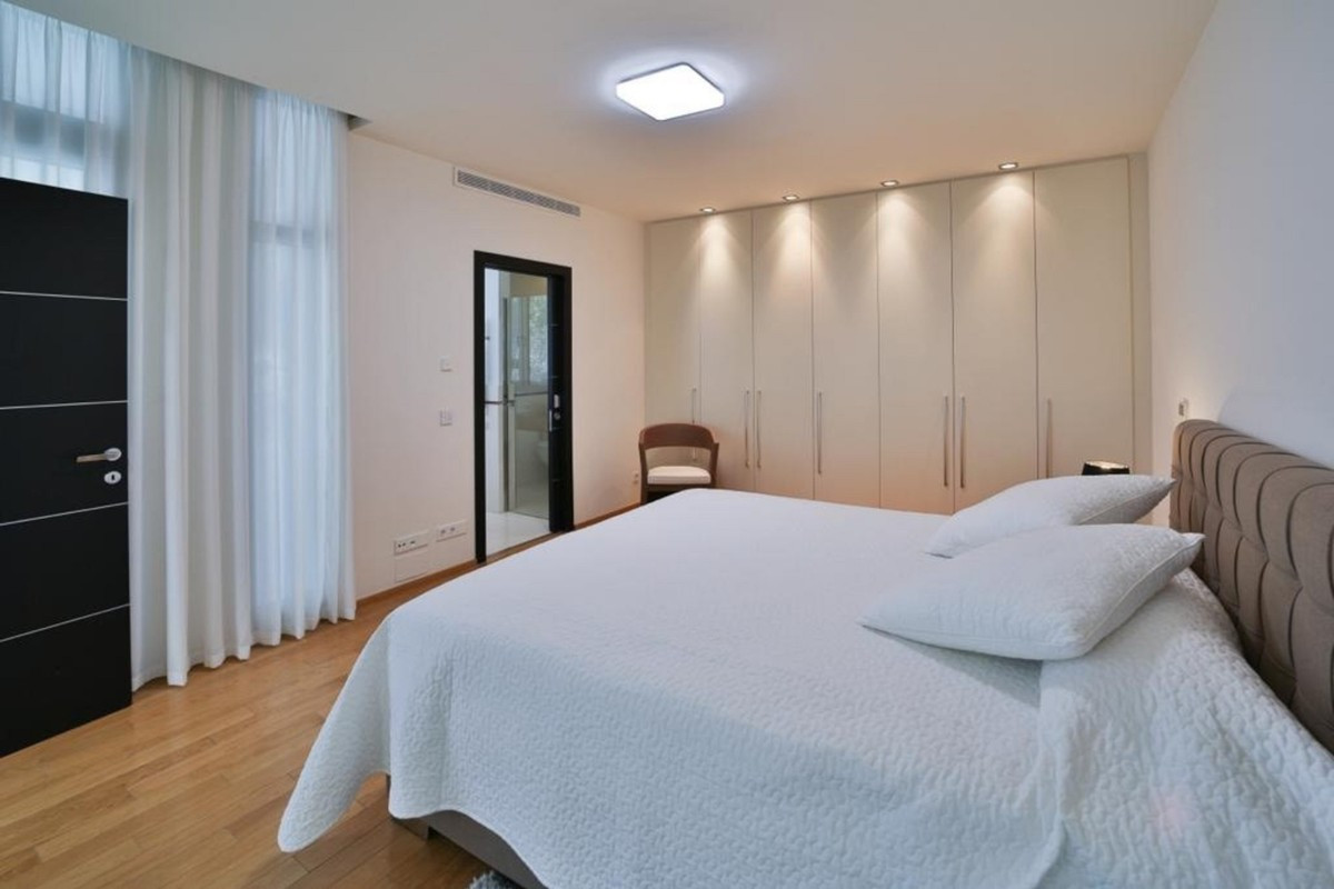 Property main view 10