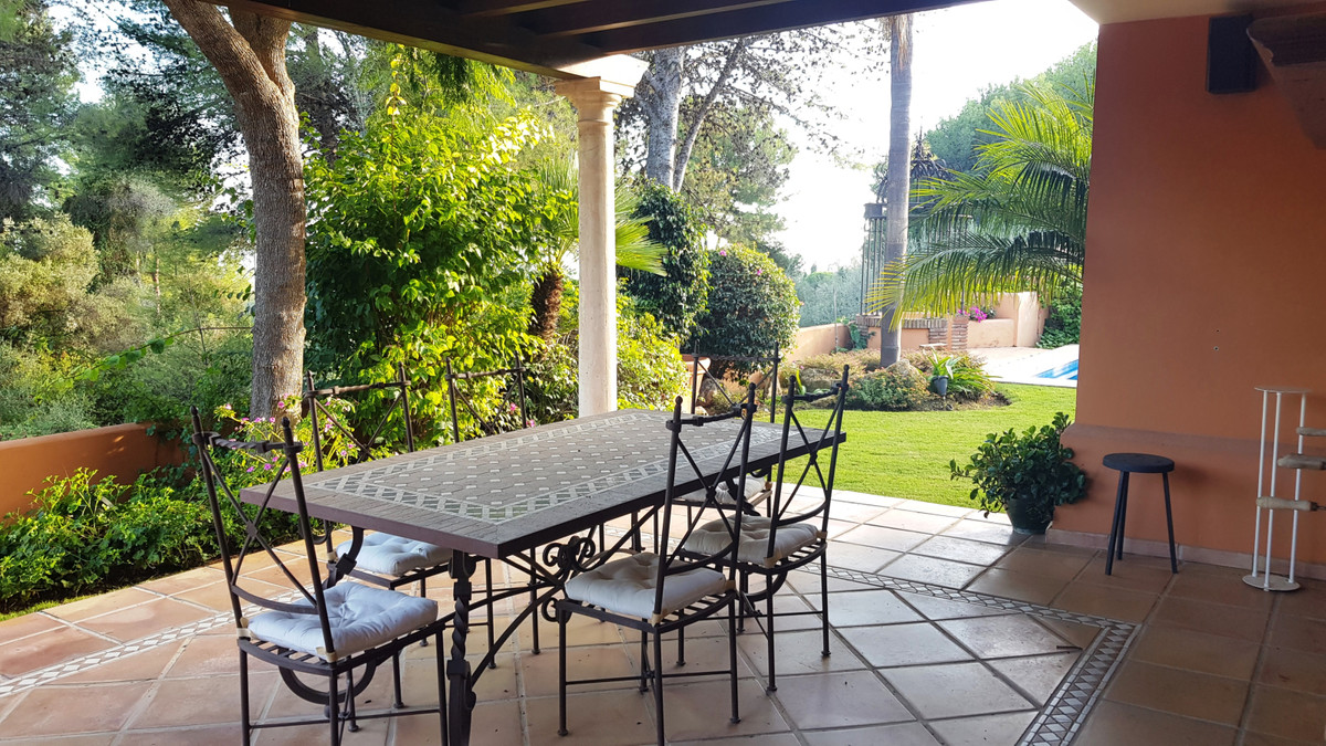 Huis te koop in Sierra Blanca | 4 slaapkamers H3743206