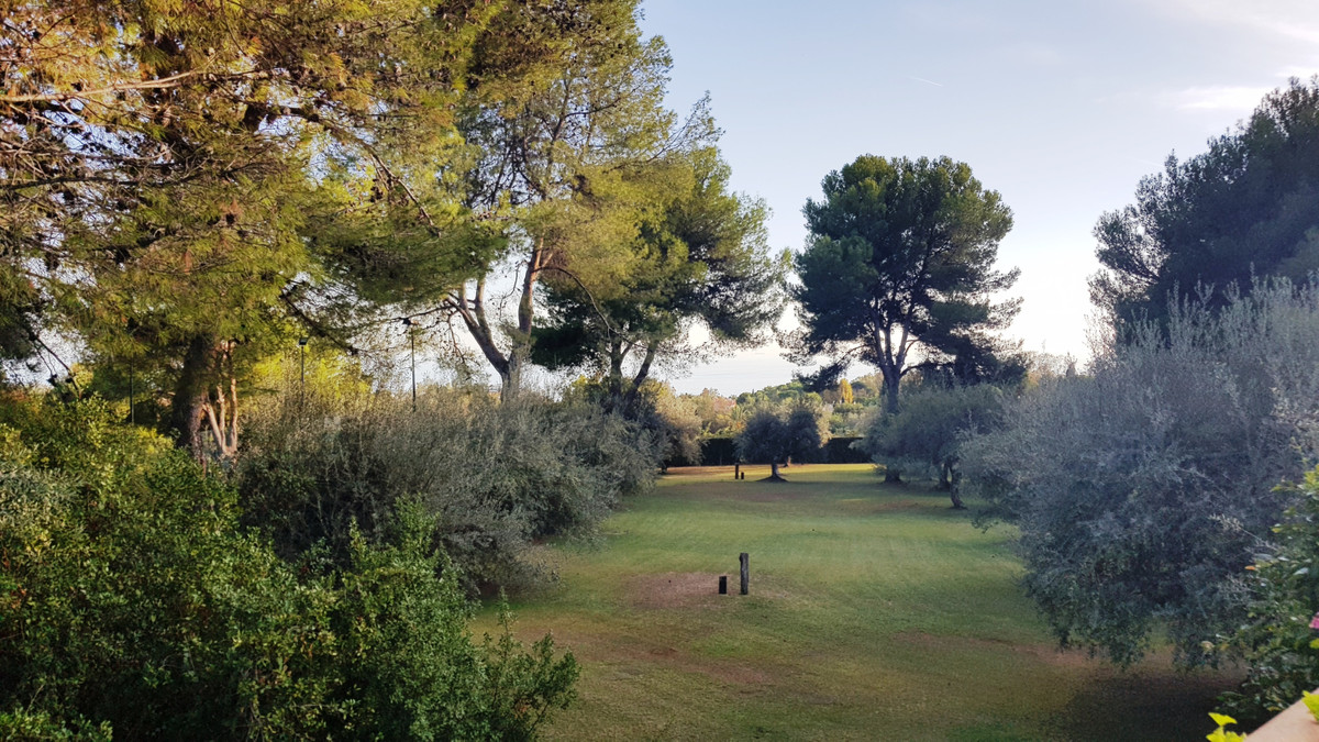 Huis te koop in Sierra Blanca | 4 slaapkamers H3743206