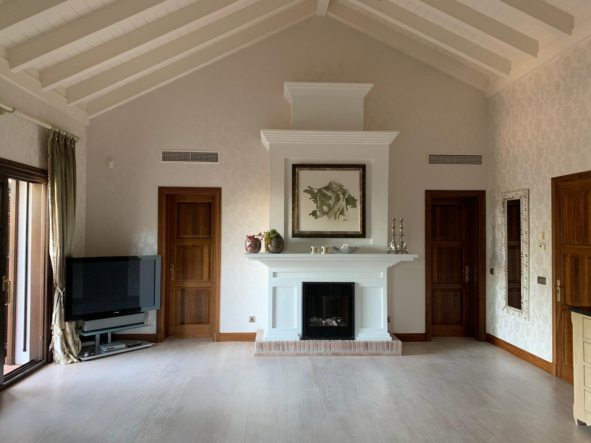 Huis te koop in Sierra Blanca | 5 slaapkamers H3761173