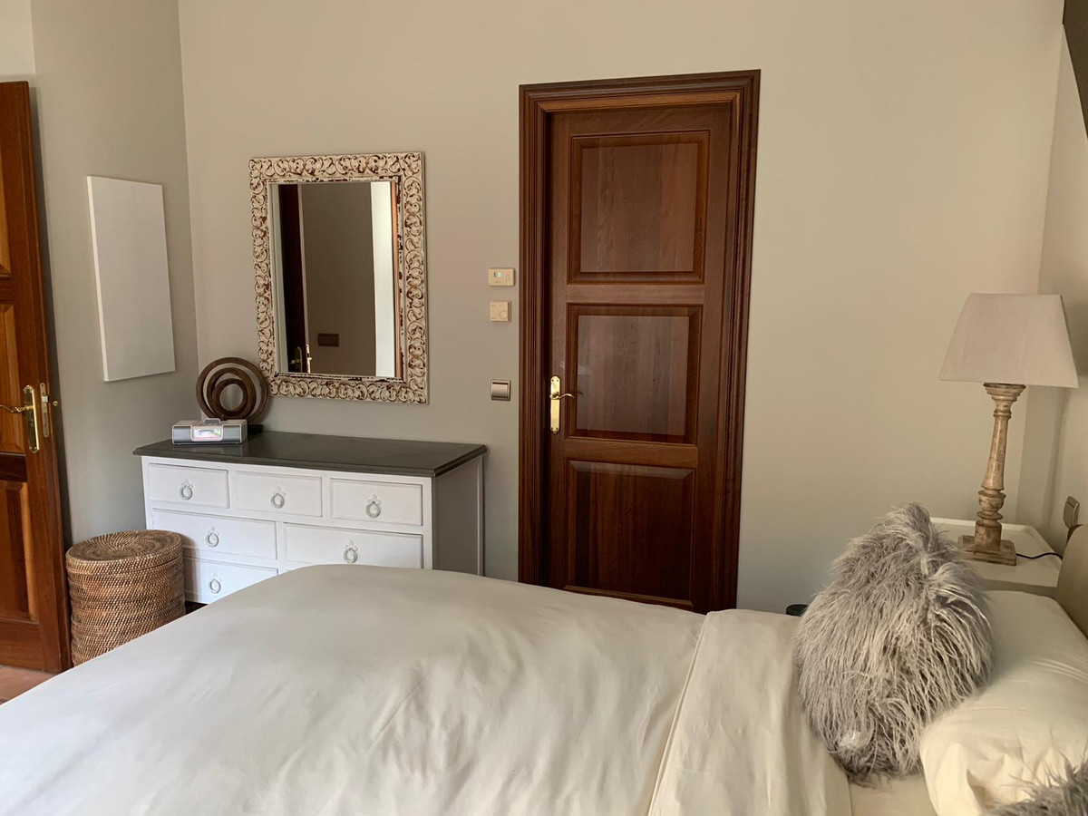 Huis te koop in Sierra Blanca | 5 slaapkamers H3761173