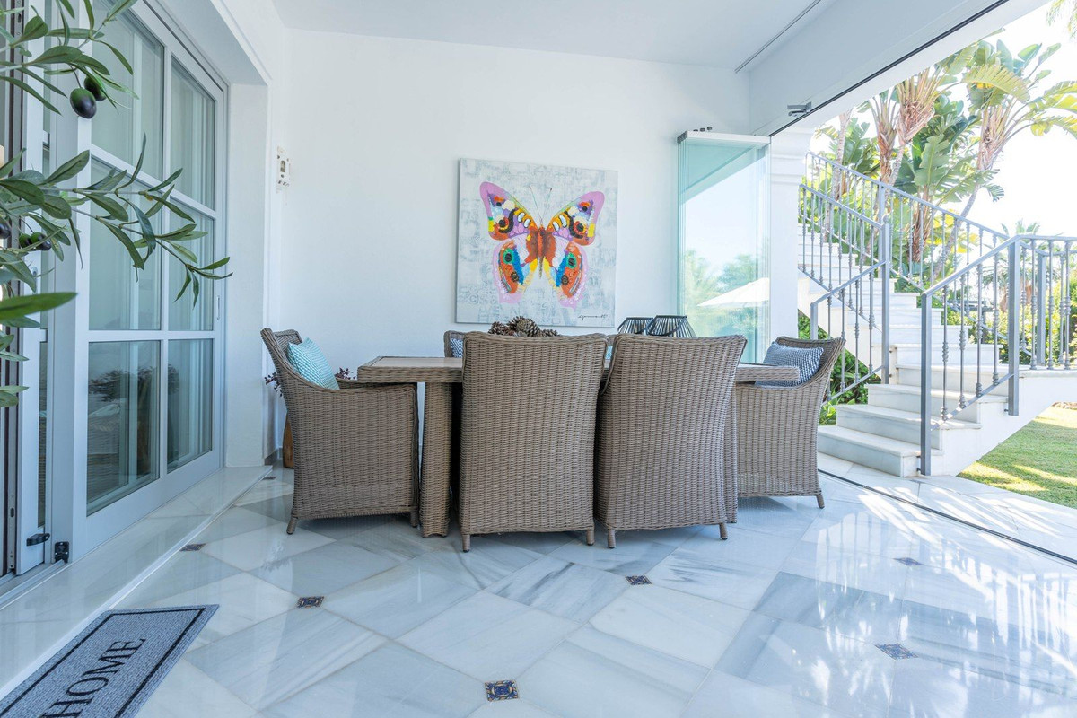 Huis te koop in Sierra Blanca | 4 slaapkamers H4226188