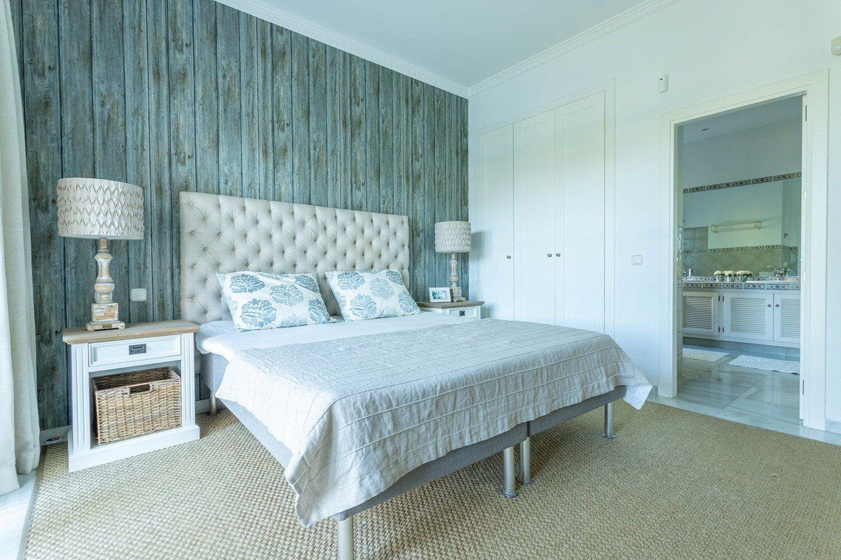 Huis te koop in Sierra Blanca | 4 slaapkamers H4226188